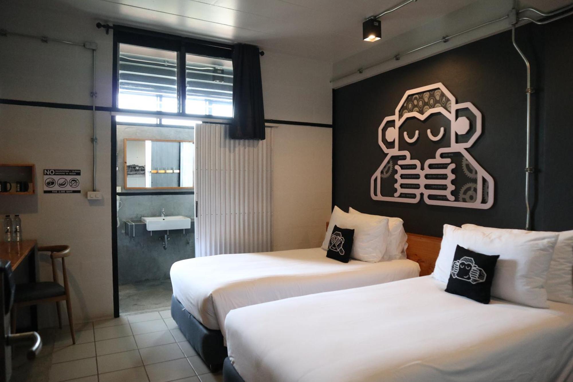 Blu Monkey Hub & Hotel Surat Thani Dış mekan fotoğraf